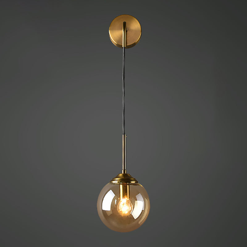 Runde Wandleuchte minimalistische Leuchtenleuchte mit Glasschatten