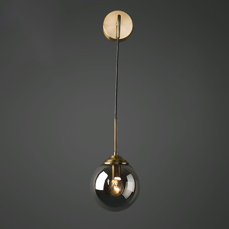 Runde Wandleuchte minimalistische Leuchtenleuchte mit Glasschatten