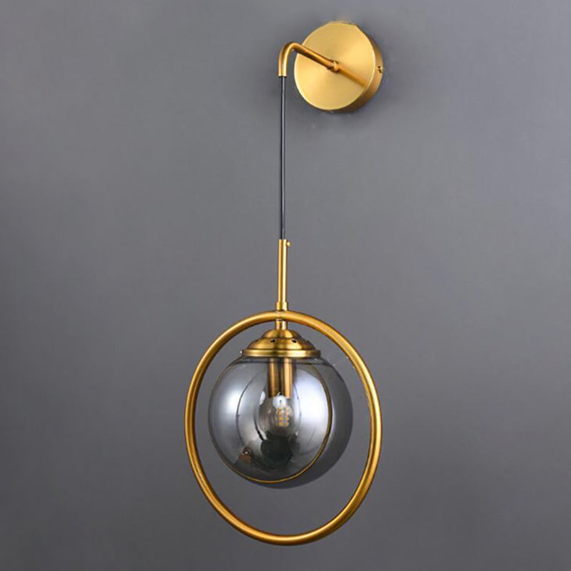 Runde Wandleuchte minimalistische Leuchtenleuchte mit Glasschatten