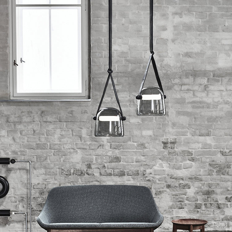 Moderne 1-lichts hanglamp van glas voor eetkamer