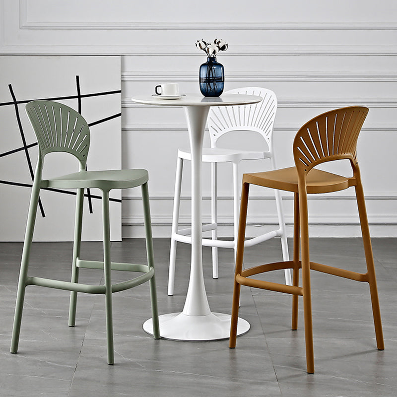Taburete de bar de estilo escandinavo, taburete individual de plástico con reposapiés para barra de cocina