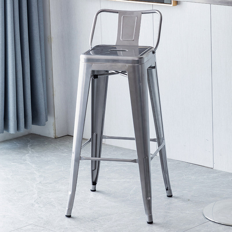 Taburete de bar industrial con respaldo, taburete de bar de metal y cuero con patas de hierro