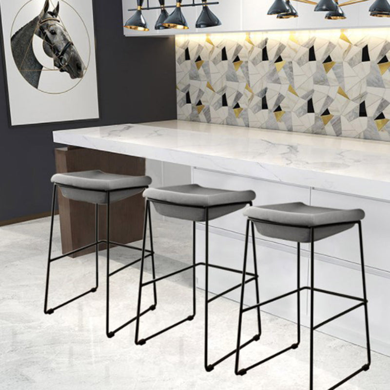 Industrial Style Barstool Indoor Metal Black 4 Legs Bar Stool for Restaurant