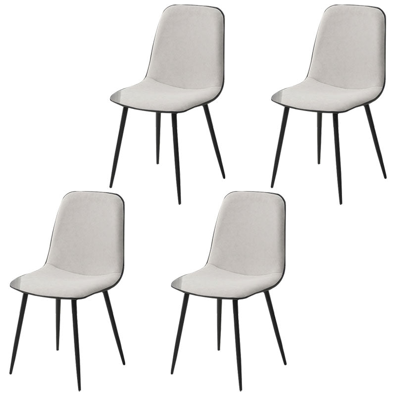 Silla de comedor tapizada con acabado mate y respaldo sólido para el hogar moderno