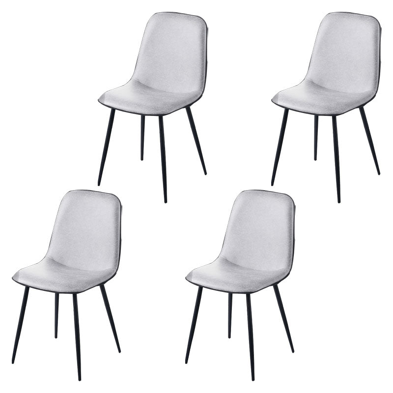 Silla de comedor tapizada con acabado mate y respaldo sólido para el hogar moderno