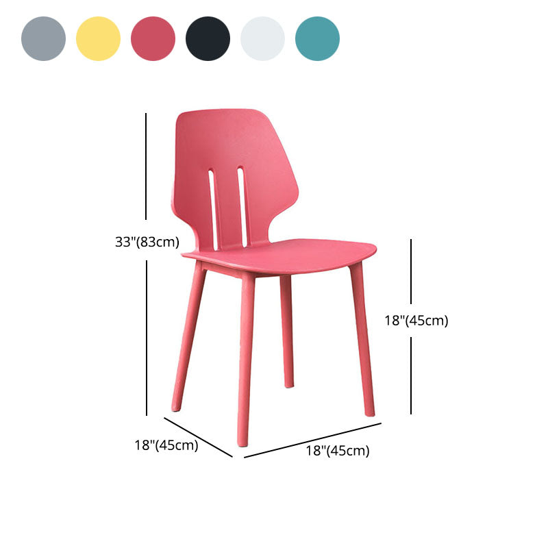 Chaise de salle à manger en plastique colorée scandinave, sans bras, à dossier solide