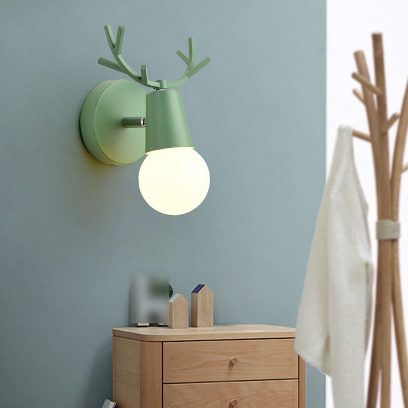 1-Light Unique Wall Sconce Modern Style Metal Wall Lighting for Dining Room