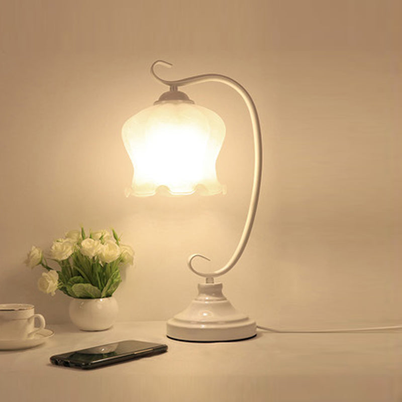 Lampe de table de nuit de lanterne de style moderne