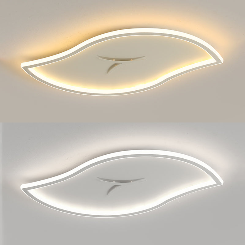 Moderne künstlerische LED-Deckenleuchte aus Eisen, Blattform, Unterputzmontage mit Acrylschirm