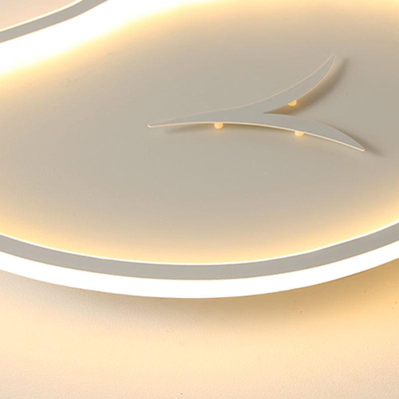 Moderne künstlerische LED-Deckenleuchte aus Eisen, Blattform, Unterputzmontage mit Acrylschirm