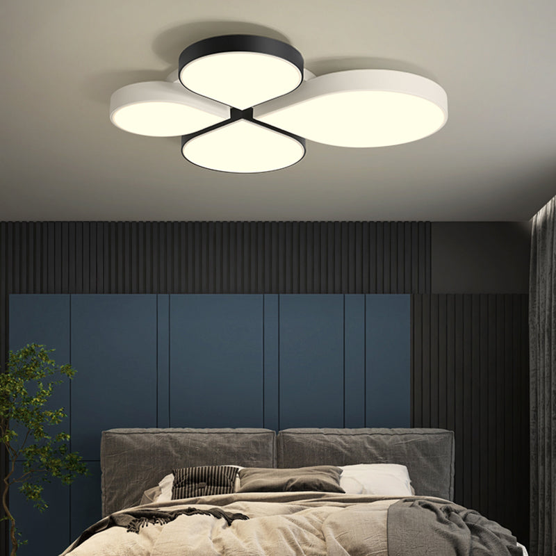 Plafonnier LED en acrylique à 4 lumières de style moderne et concis, plafonnier géométrique en fer laqué