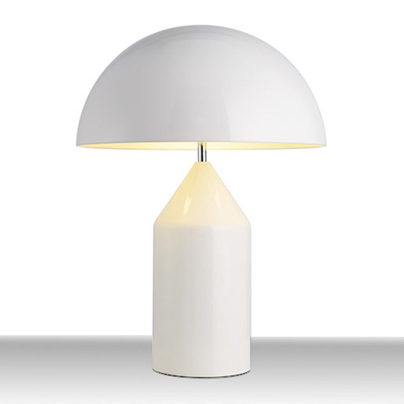 Metal Dome Form Table Light Simplicity Style LED -Nachttischlampe