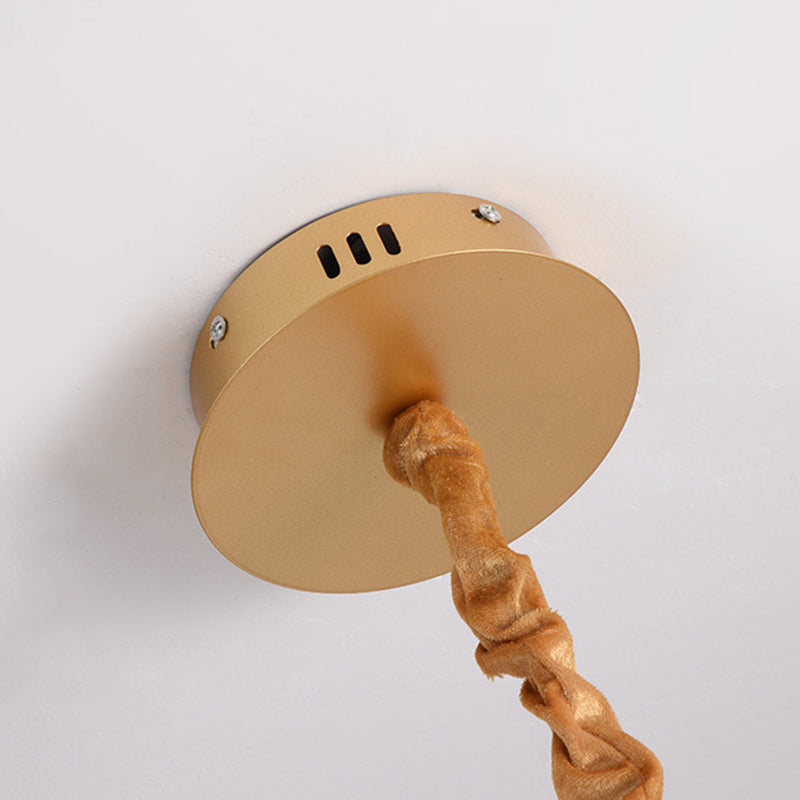 Accesorios de iluminación de lámpara de estilo posmoderno araña colgante de metal en oro