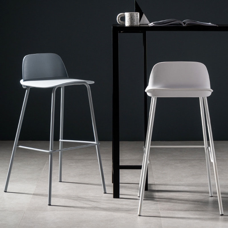 Contemporary Plastic Seats Macron Barstool Metal 4 Legs Bar Stool for Indoor Set of 2