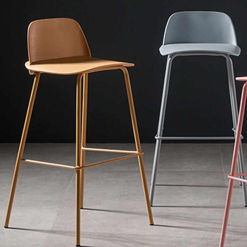 Contemporary Plastic Seats Macron Barstool Metal 4 Legs Bar Stool for Indoor Set of 2