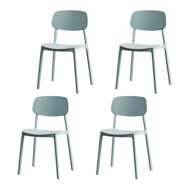 Silla lateral casera de plástico moderna con respaldo abierto y acabado mate