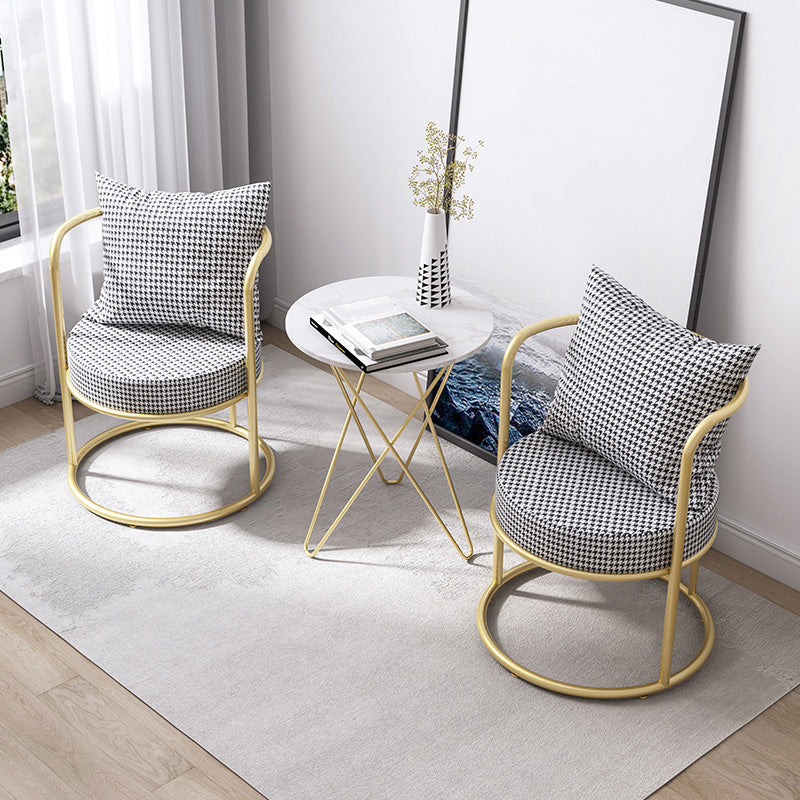 Silla de comedor de metal de estilo nórdico, sillones tapizados para uso en restaurantes