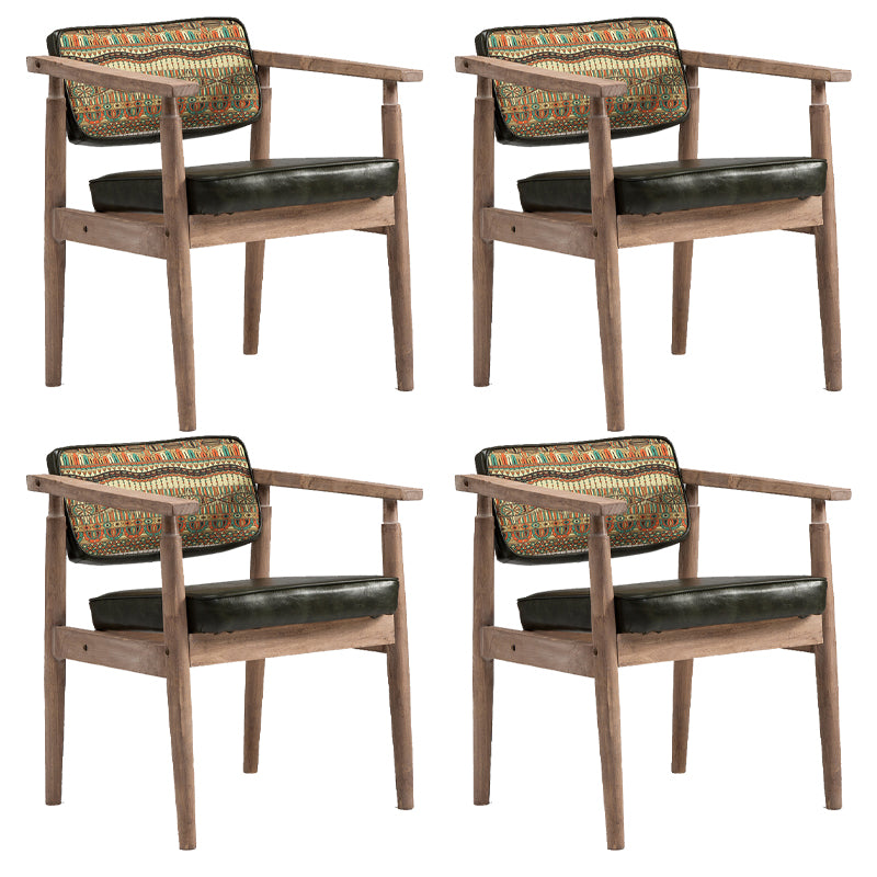Silla de comedor de cuero con respaldo abierto de madera de caucho de granja con acabado mate