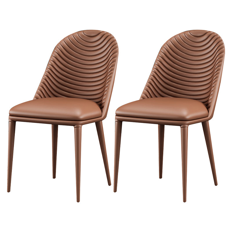 Sedia da pranzo in pelle parsons in stile designer parsons