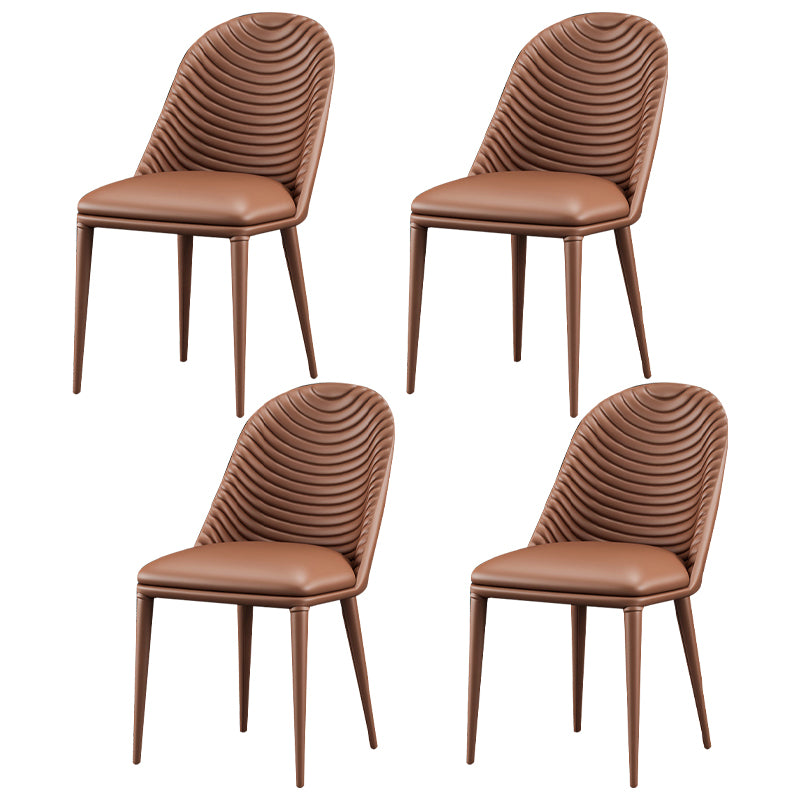 Sedia da pranzo in pelle parsons in stile designer parsons