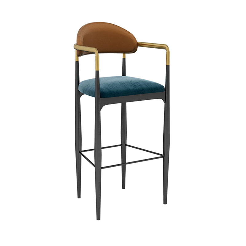 Scandinavian Metal Upholstered Counter Stools Armed Bar Stools with Footrest
