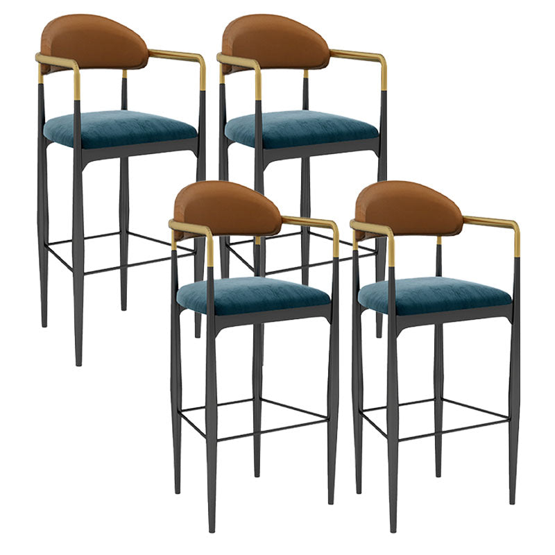Scandinavian Metal Upholstered Counter Stools Armed Bar Stools with Footrest