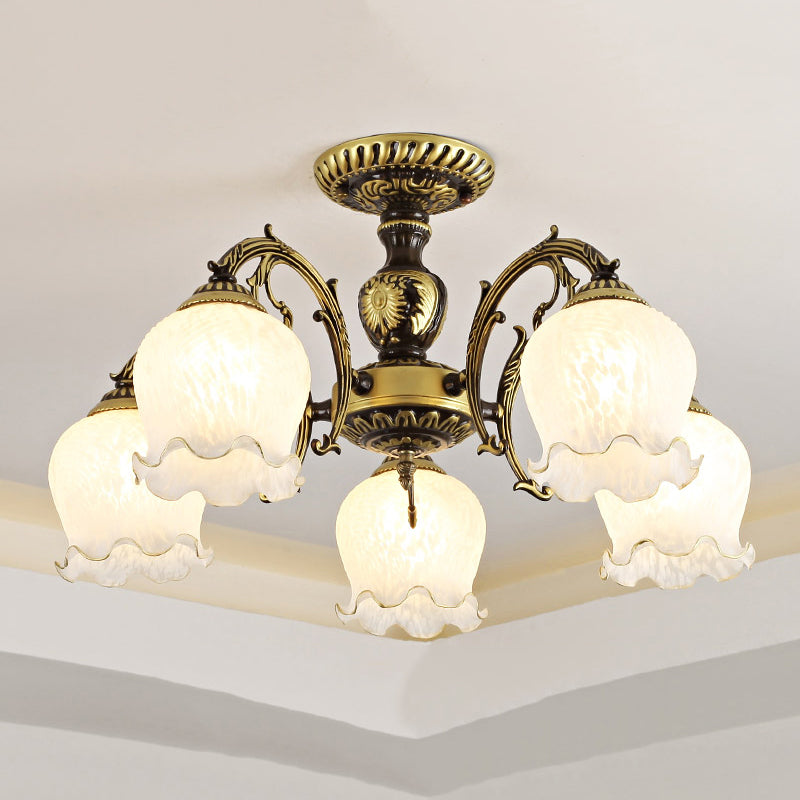 Lámpara semi rascilla de múltiples cabezas iluminación de techo de dormitorio tradicional con sombra de vidrio de flores