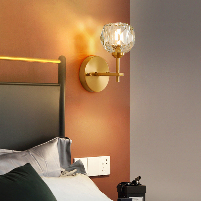Luz de pared de metal moderna Globe Gold Wall Donce con cristal para sala de estar