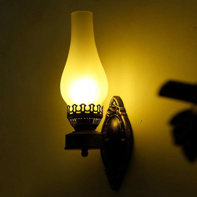Retro Metal Wall Light Kerosene Wall Sconce with Glass for Coffee Shop