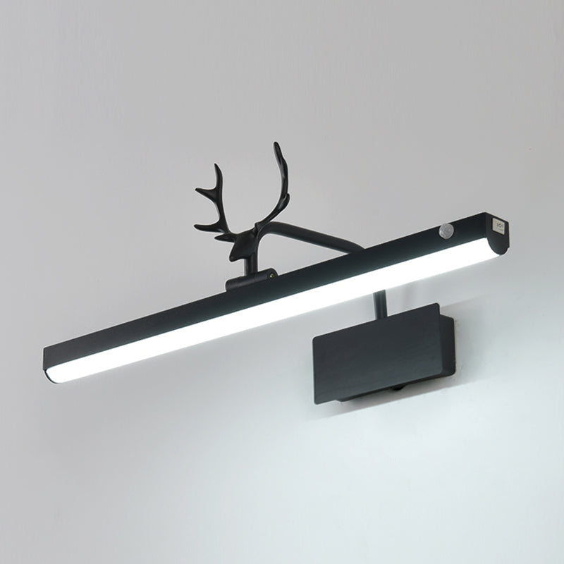 Metal Linear Shade Wall Sconce Modern Style 1 Light Specchio Light Seguite in nero