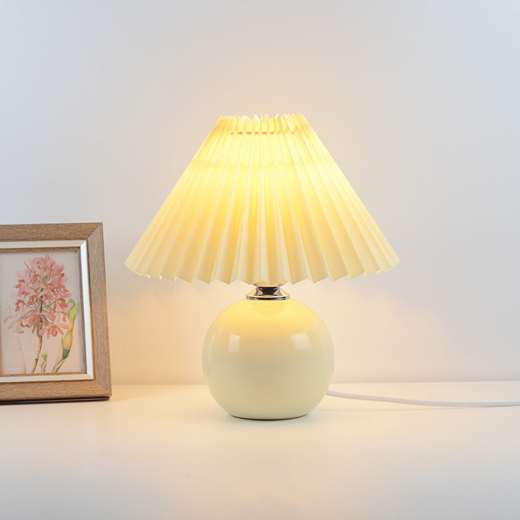 Lámpara de mesa de forma de cono de estilo de tela de estilo moderno luz de mesa de luz