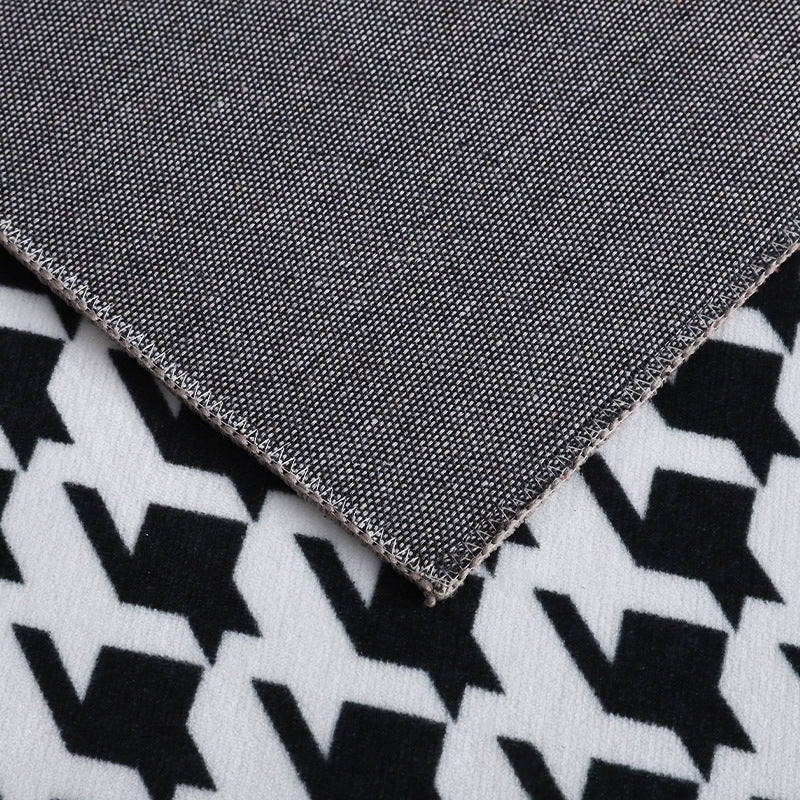 Tapis graphique en polyester rouge de vin de vin Rapier lavable pour la décoration intérieure