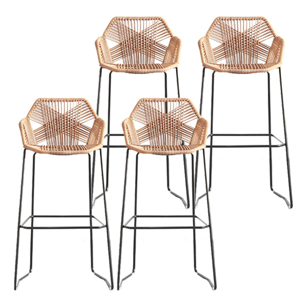 Moderne Armlehre Rückenlehne Theke Stuhl Iron Balcony Barhocker mit Rattansitz und Pedal
