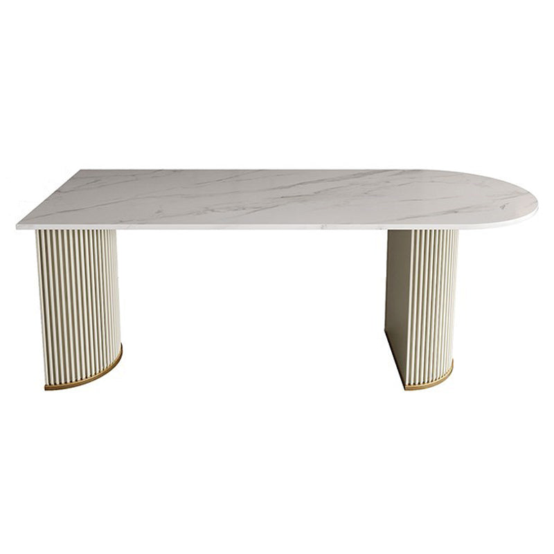 Minimalistischer weißer unregelmäßiger Esstisch Sinterstein Standard Esstisch für Küche