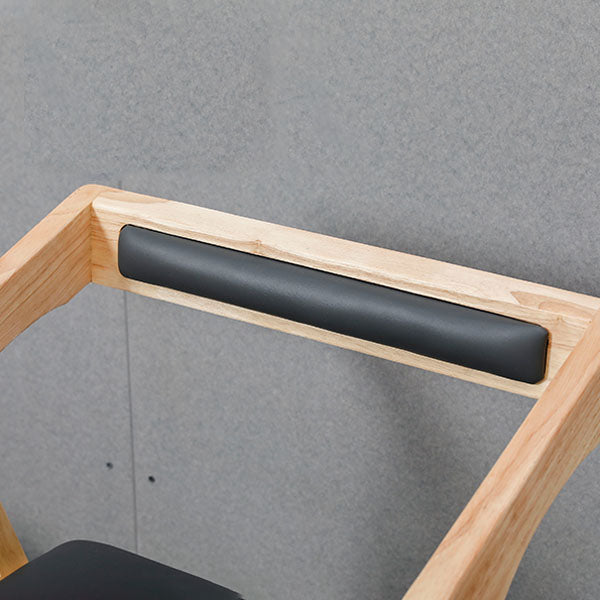Silla de comedor tapizada con respaldo abierto moderno con acabado mate