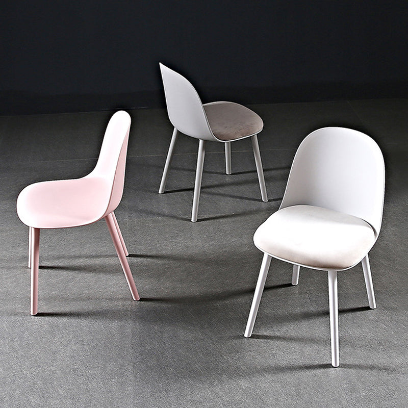 Silla sin brazos de comedor de plástico escandinavo, silla con respaldo sólido para el hogar