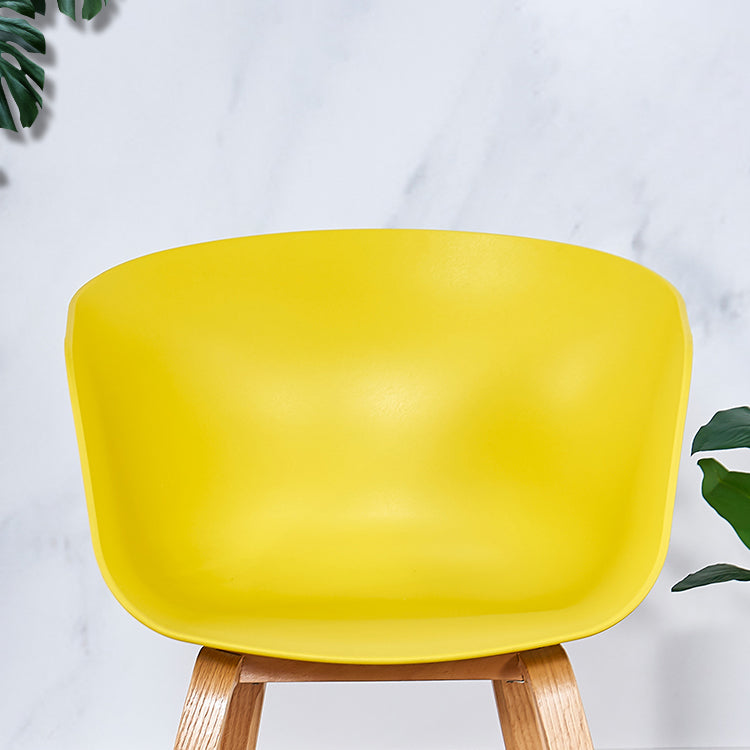 Moderne melktheewinkel vaste achterstoel plastic matte afwerking eetstoel