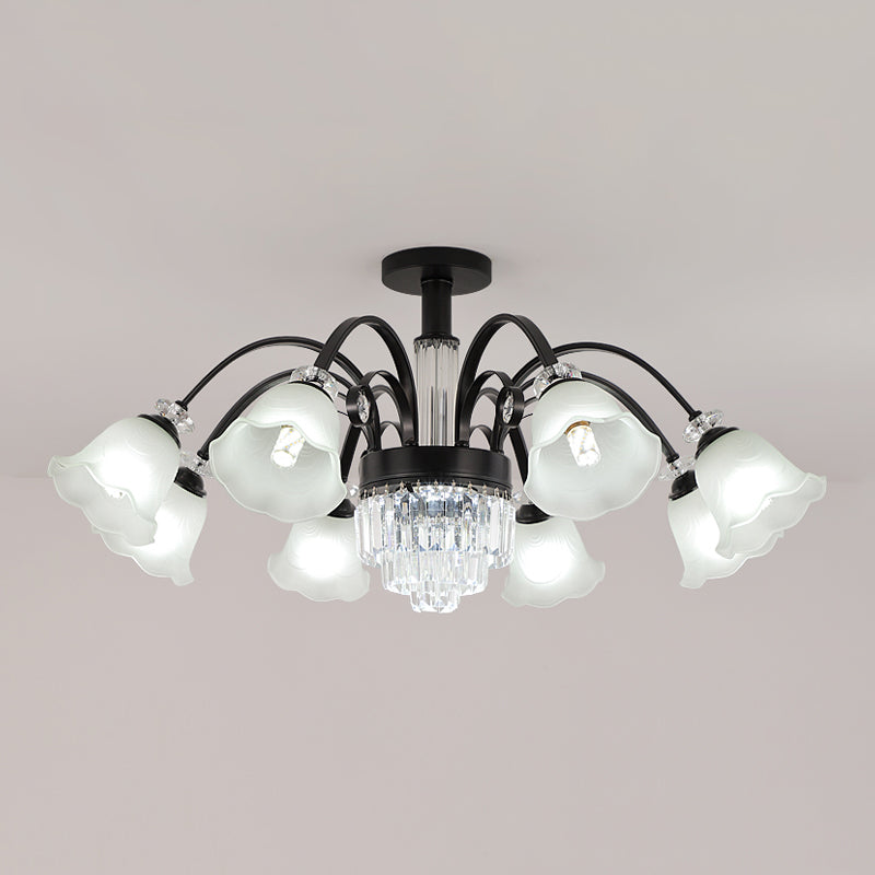 Éclairage de plafond multi-tampon traditionnel à lampe métallique avec une teinte en verre de fleur