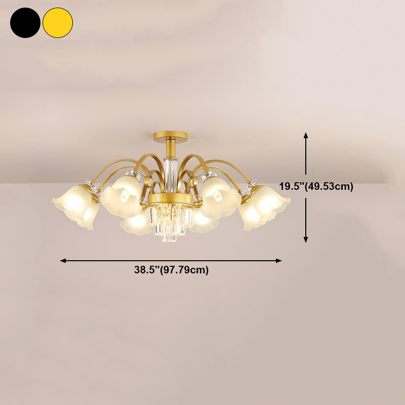 Éclairage de plafond multi-tampon traditionnel à lampe métallique avec une teinte en verre de fleur