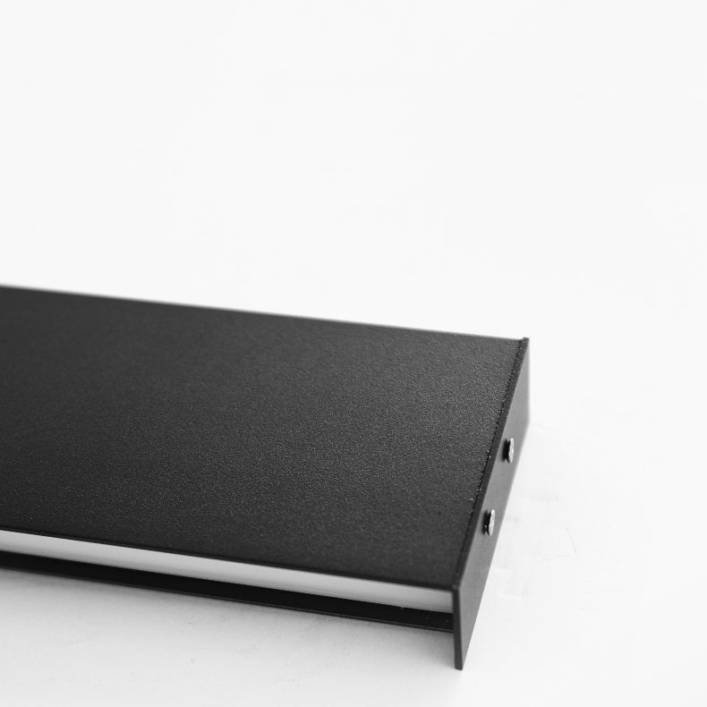 Linear Shape Wall Lights Modern Style Metal 2 Light Wall Mount Lights in Black