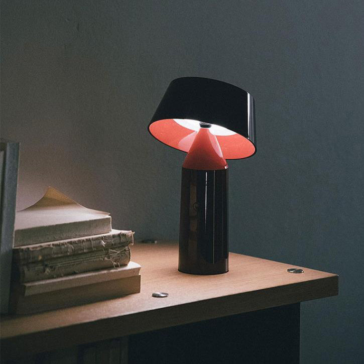 Modern Style Tower Shape Table Light Metal 1 Light Nightstand Lamps for Bedside