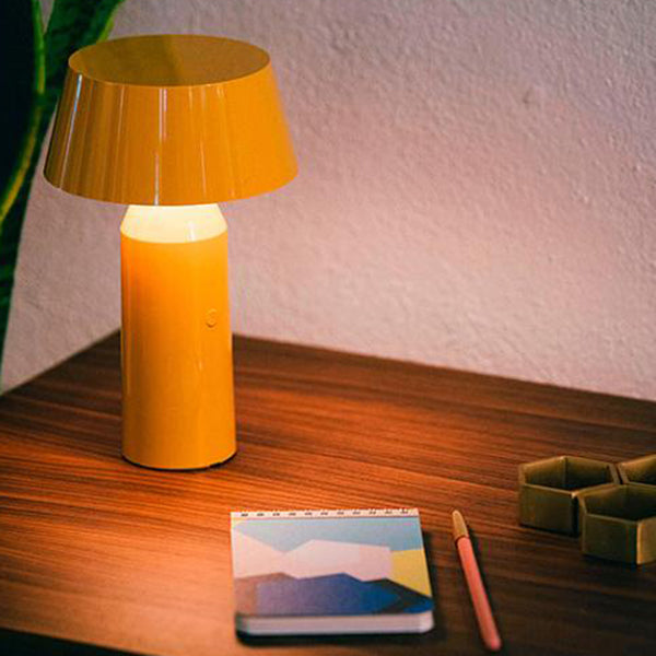 Modern Style Tower Shape Table Light Metal 1 Light Nightstand Lamps for Bedside