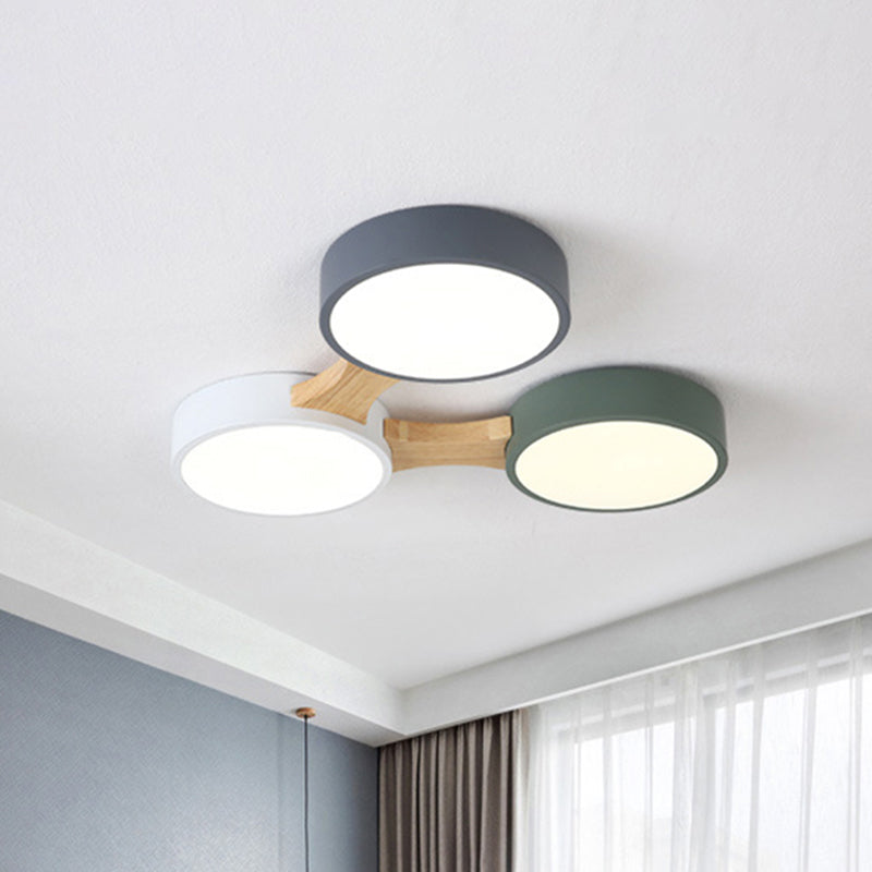 Wood and Metal Round Flush Ceiling Light Nordic 3/4/5 Lights Grey Ceiling Flush for Bedroom in Warm/White
