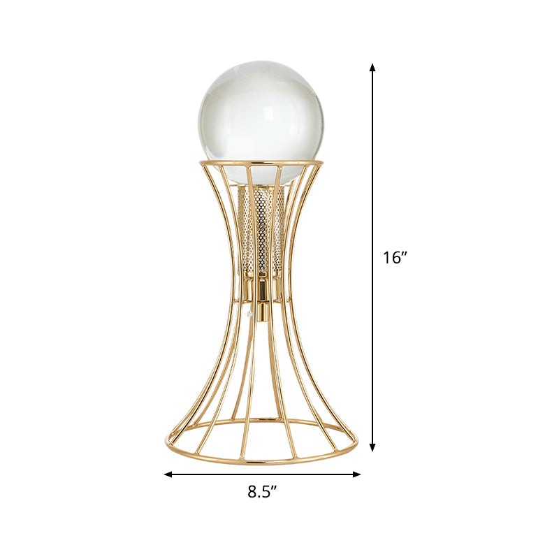 Heldere kristallen bol bureaulamp Minimalistische LED-leeslamp met gouden zandloperkooi metalen voet