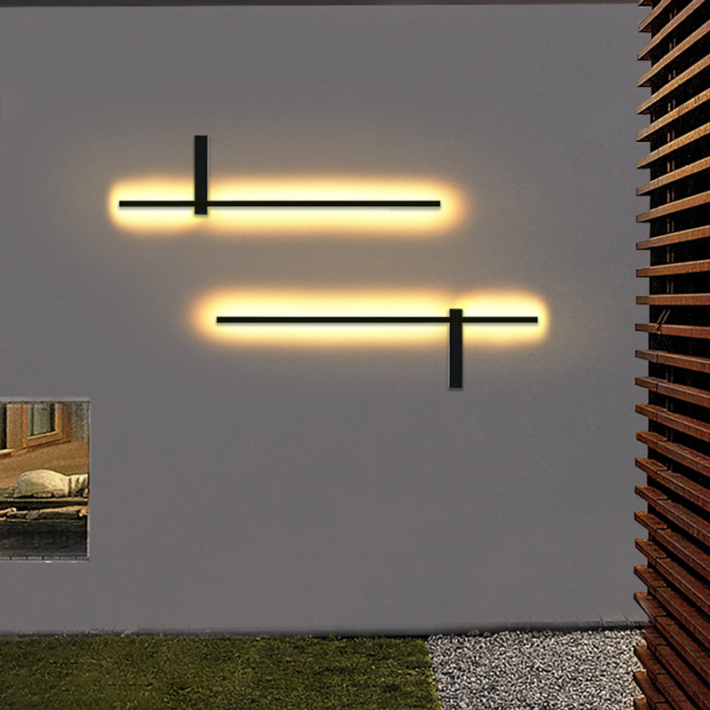 Modern Aluminum Wall Light Minimalist Straight LED Wall Sconce in Black for Outdoors