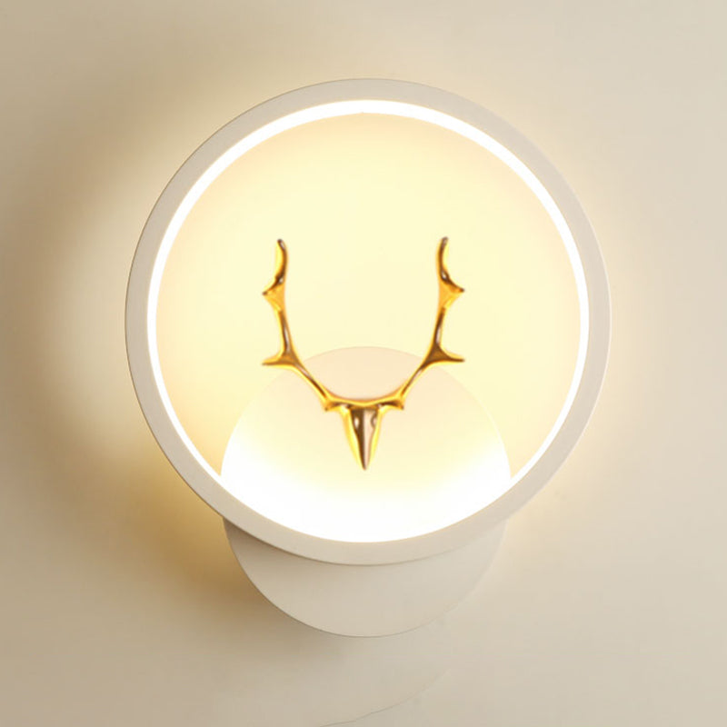 Luz de pared de metal creativa Luz de pared geométrica Moderna Placa para dormitorio