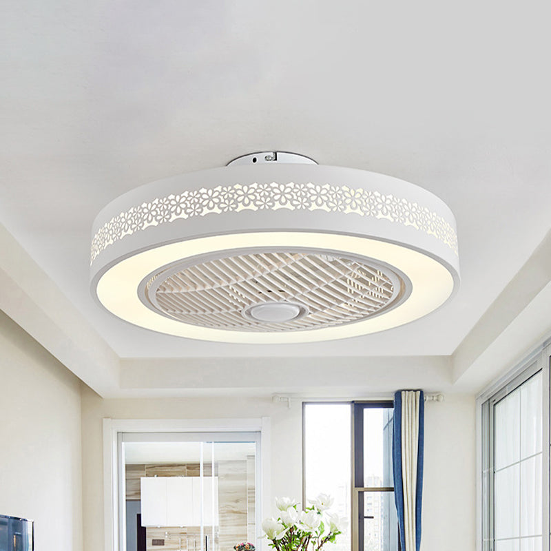 Acryl weiß hängende Lüfterlampe Runde LED 21,5 "Weitminimalismus Halbflush -Deckenleuchte mit 4 Klingen