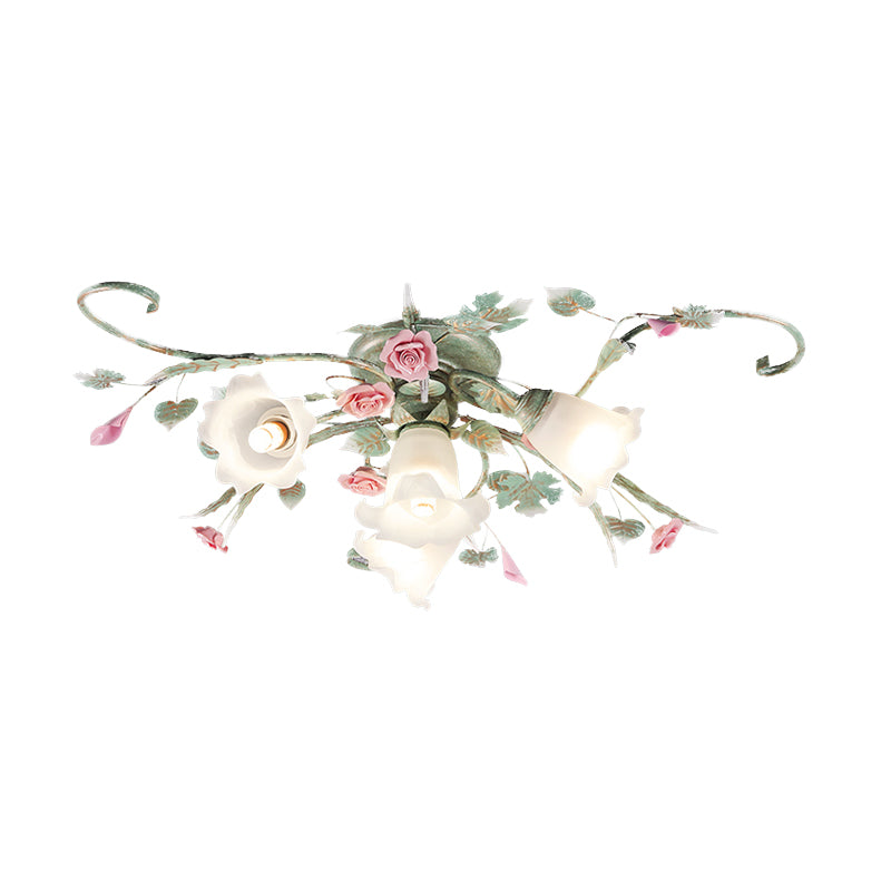 Aménagement de plafond floral métal