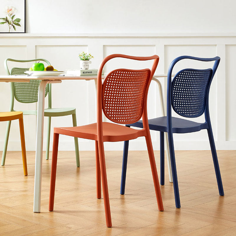 Sillas sin brazos de comedor de plástico de diseño escandinavo para el hogar, silla lateral con respaldo abierto