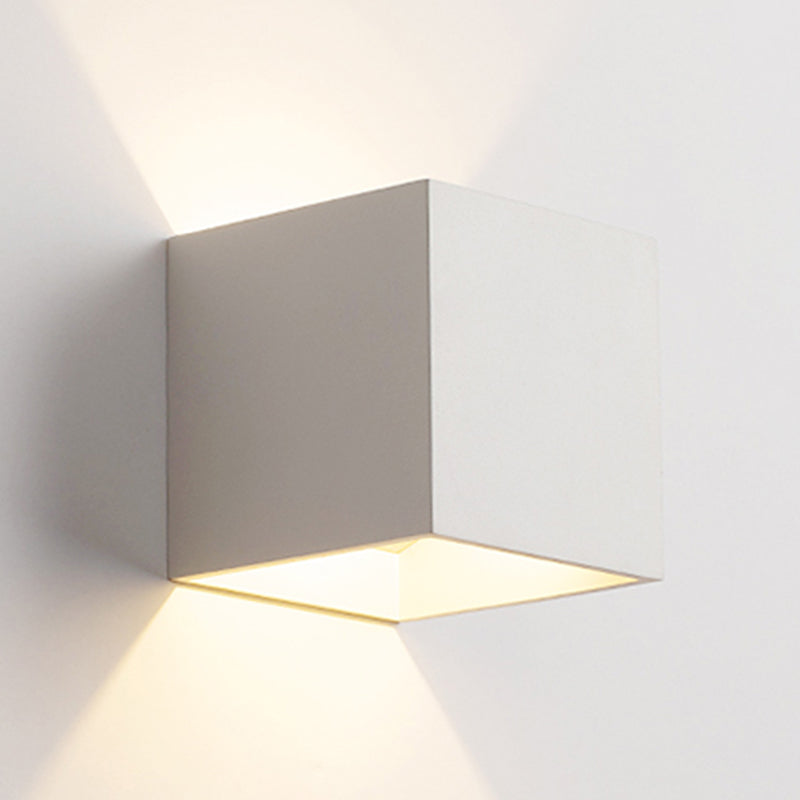 Sombra cuadrada de la pared de metal estilo moderno de 2 luces luz de montaje de pared